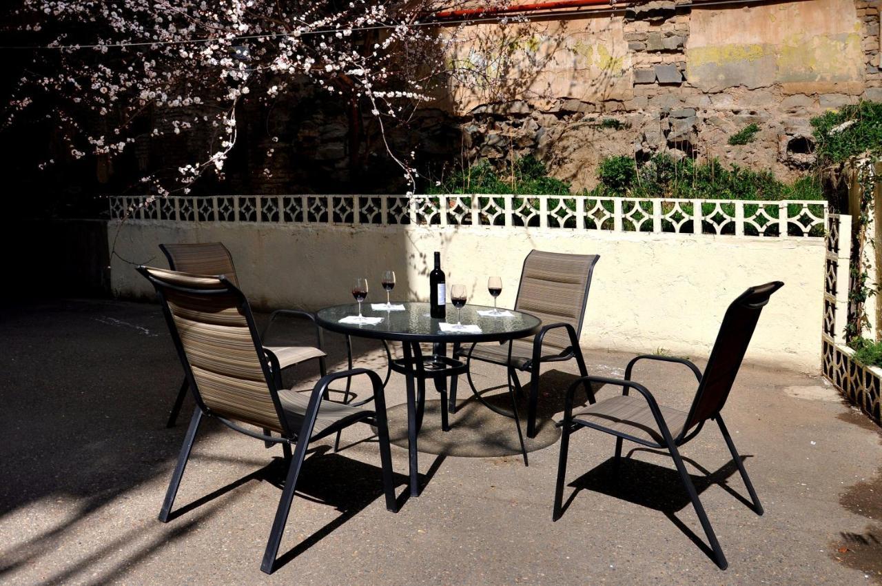 Hotel Alexandra Tbilisi Eksteriør billede